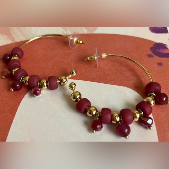 Genuine And Glass stone beaded hoop earrings - Picture 4 of 7